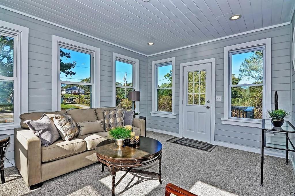 Charming Cottage Historic Falmouth Cape Cod Near Beach And Downtown 2Br 1Bath Deck Exterior foto
