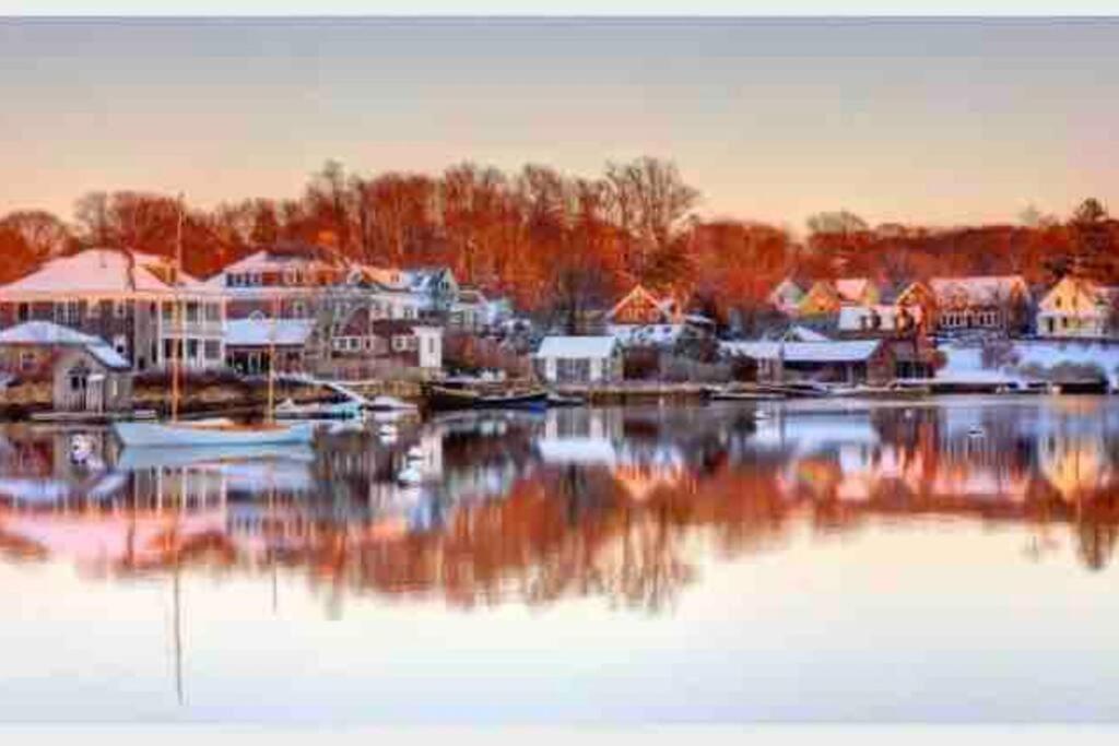 Charming Cottage Historic Falmouth Cape Cod Near Beach And Downtown 2Br 1Bath Deck Exterior foto