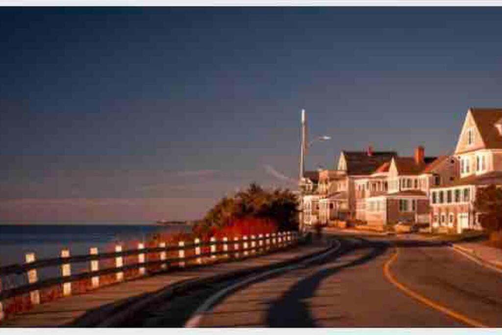 Charming Cottage Historic Falmouth Cape Cod Near Beach And Downtown 2Br 1Bath Deck Exterior foto